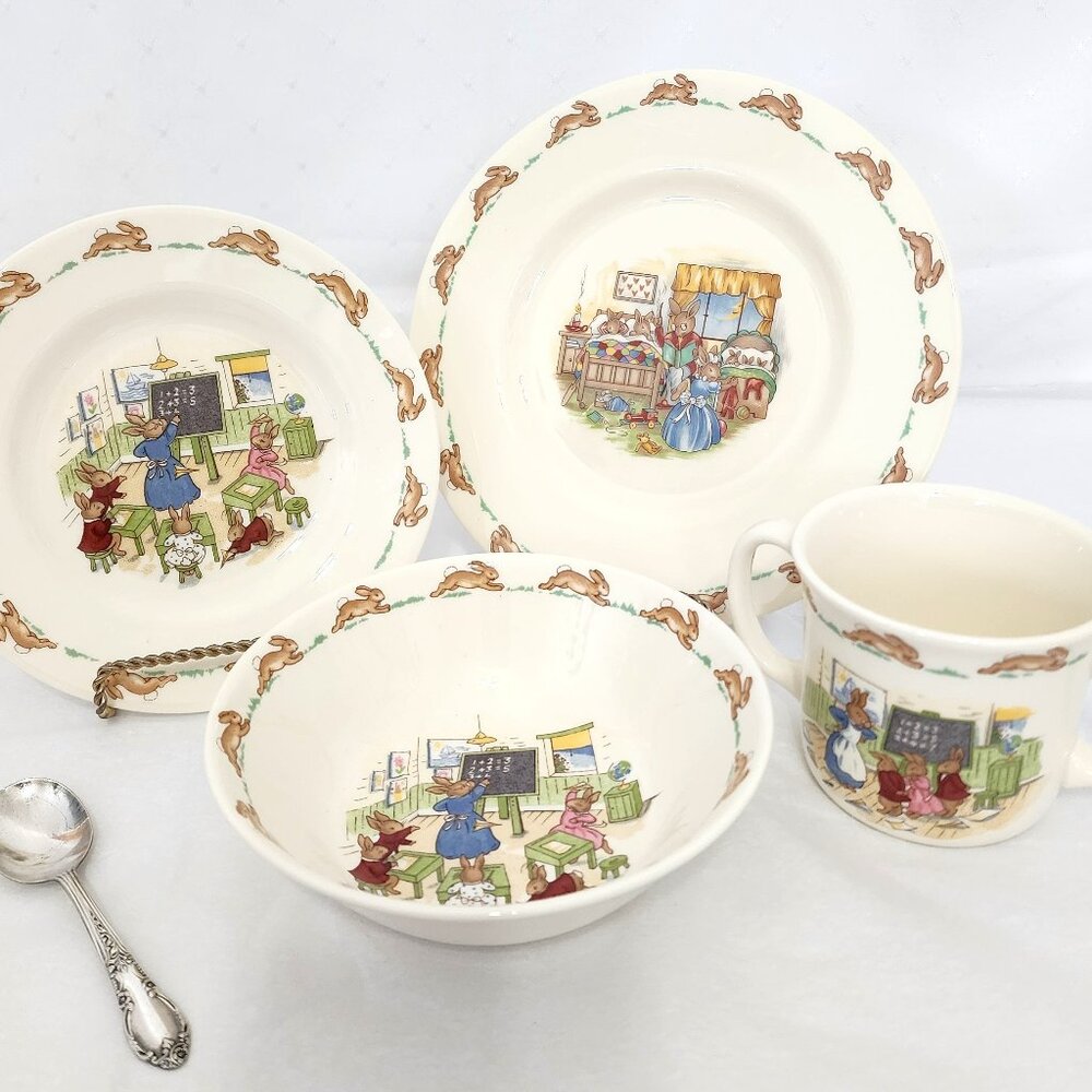 THY - Bunnykins Royal Doulton 5 piece set
